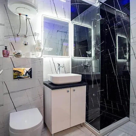 Story Lux * פוצ'ה